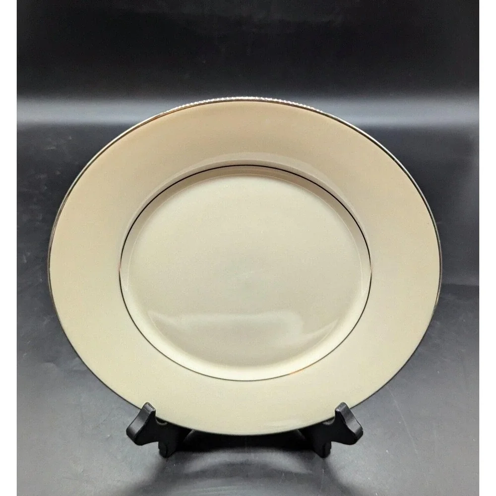Set Of 7 Vintage Lenox Maywood China Salad Dessert Plate Cream Platinum 8